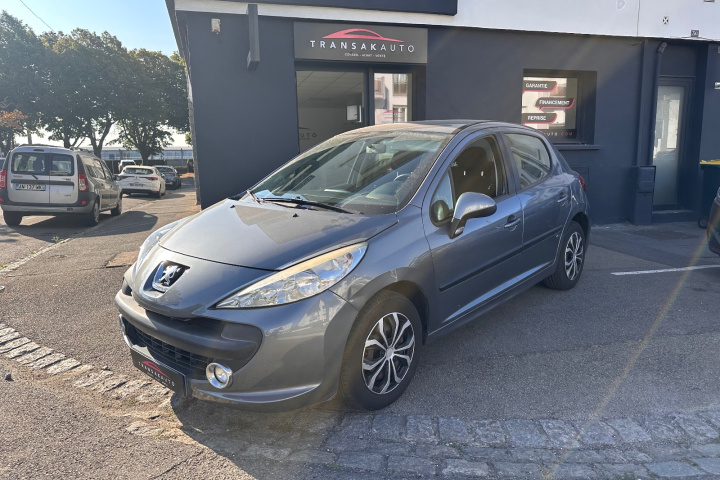 PEUGEOT 207