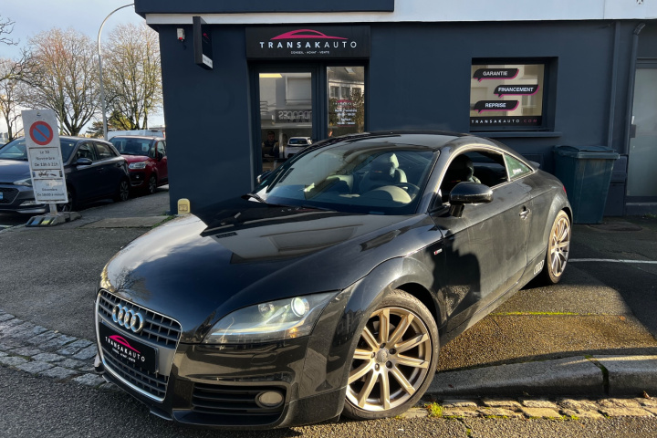 AUDI TT COUPE